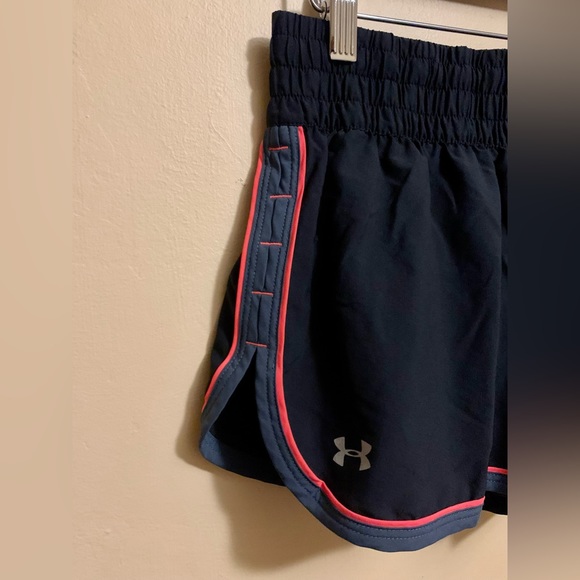 Under Armour Running Shorts - Small - Picture 2 of 5